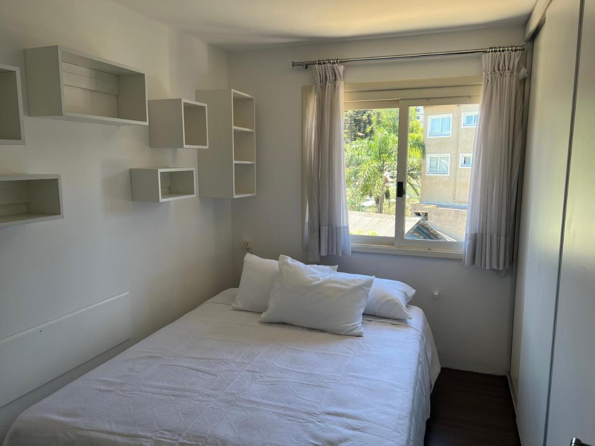 Amplo Apartamento A 200M Da Rua Coberta Apartment Gramado Bagian luar foto
